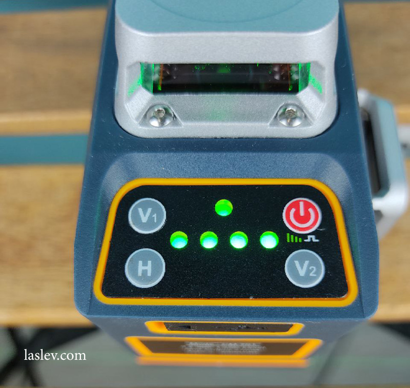 Control panel from the CIGMAN CM-701 laser level